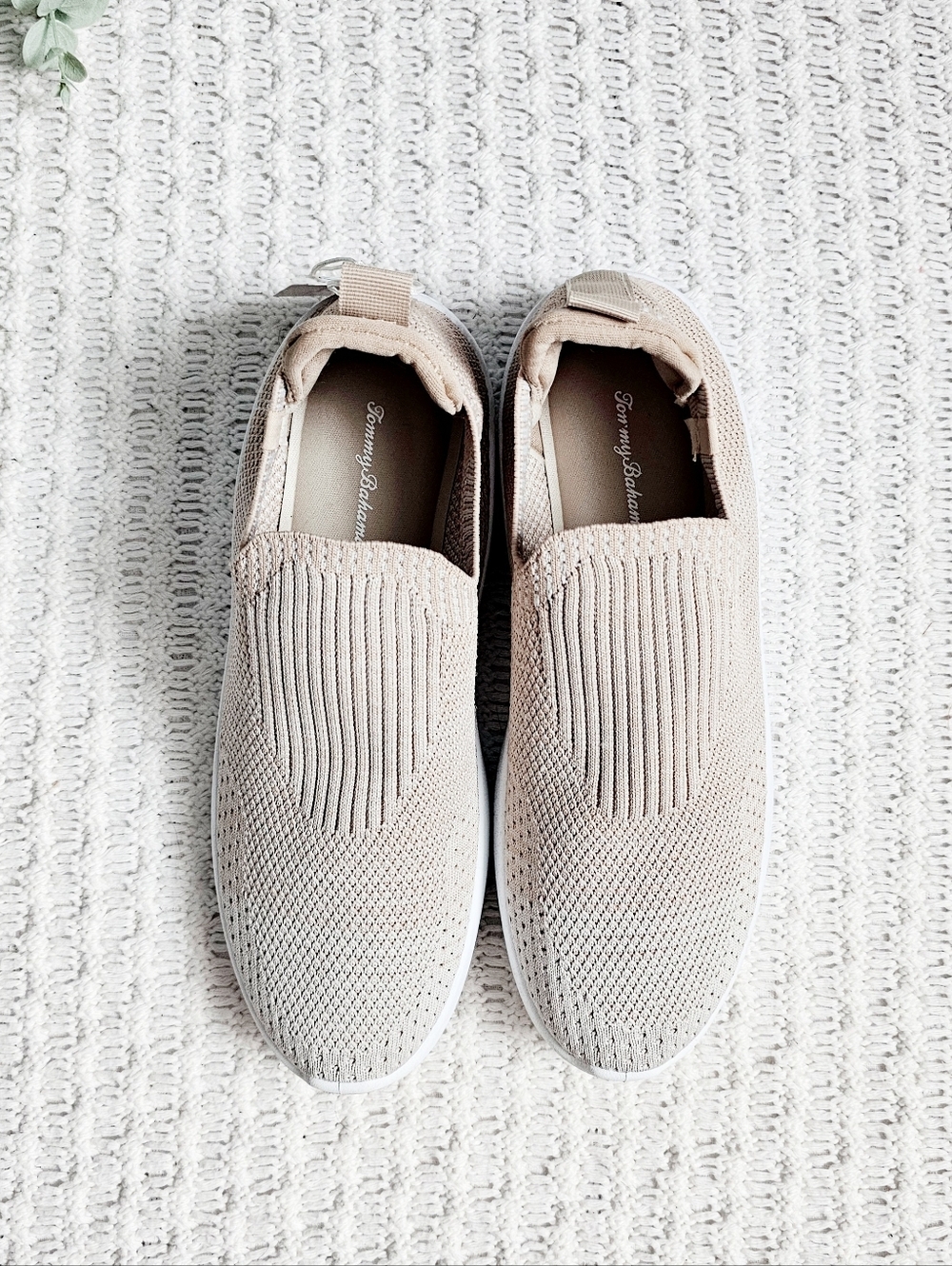 Tommy Bahama Memory Foam Knit Athletic Shoes Neutral Athleisure Stretch Women 10 - Picture 3 of 14